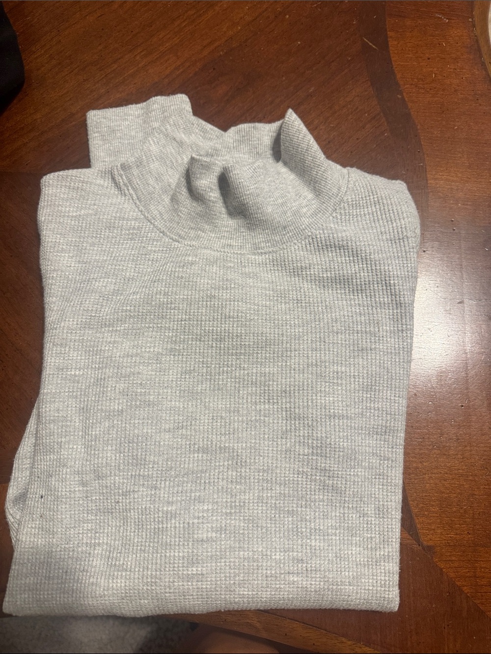 American Eagle top